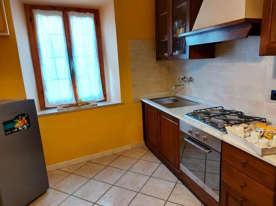 Casa Elena In Chianni Villa Exterior foto
